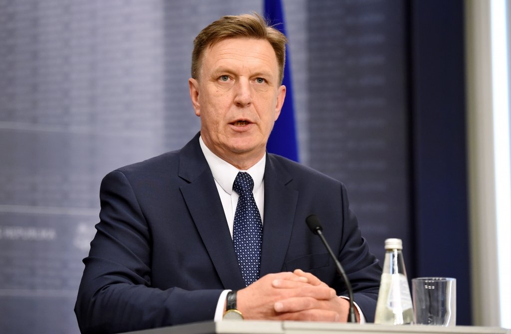 Premjers: Palielinot finansējumu veselības aprūpei, var tikt apdraudēts valsts budžets