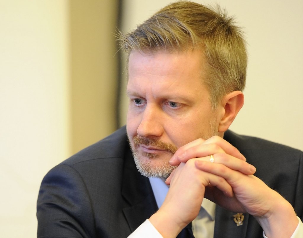 Notāru klātbūtnei darījumos nav zaļās gaismas