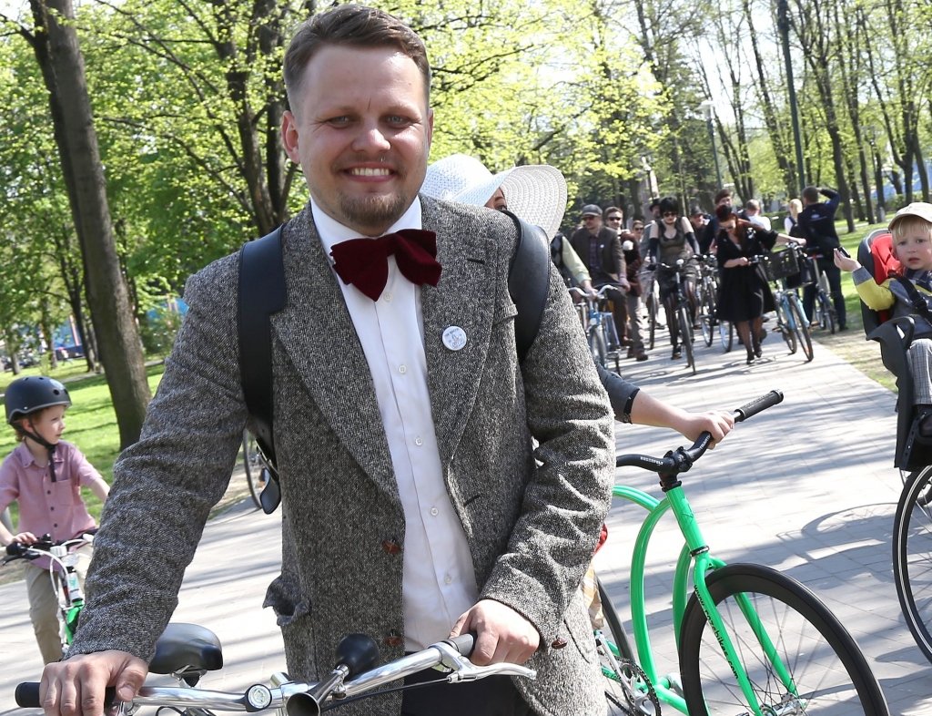 Toms Ērenpreiss komentē koka velosipēdu biznesa ideju