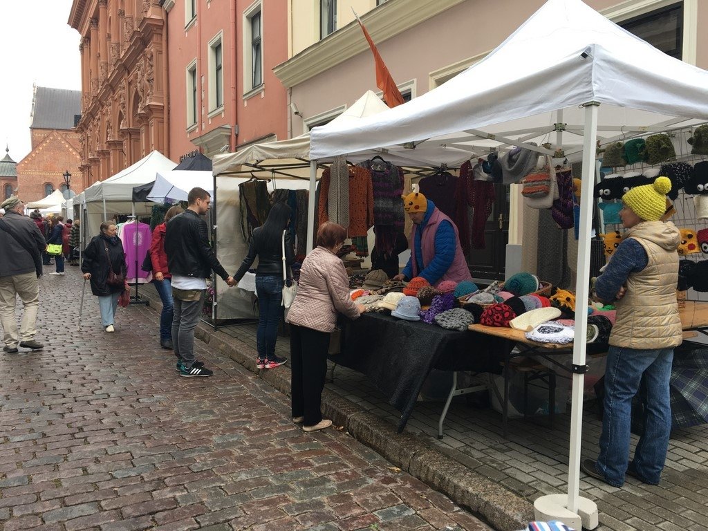 FOTO: Miķeļdienas gadatirgus Doma laukumā