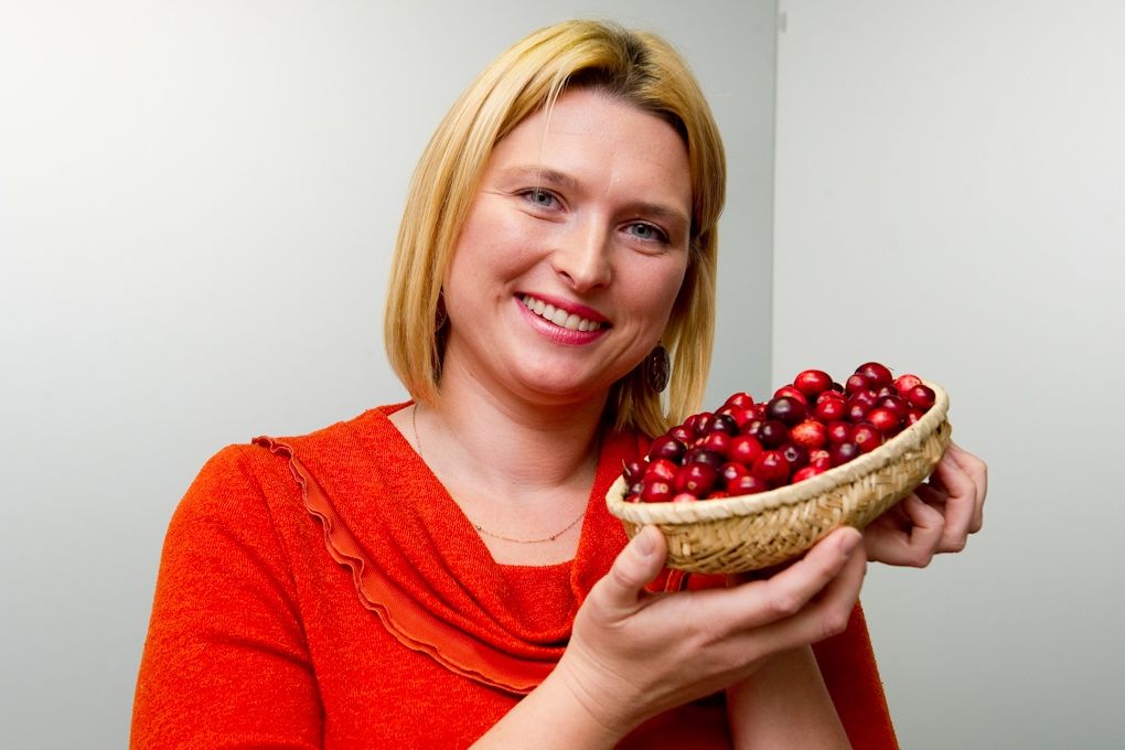 Puves bojāto lielogu dzērveņu skaits strauji aug pēc nonākšanas glabātavā (FOTO)