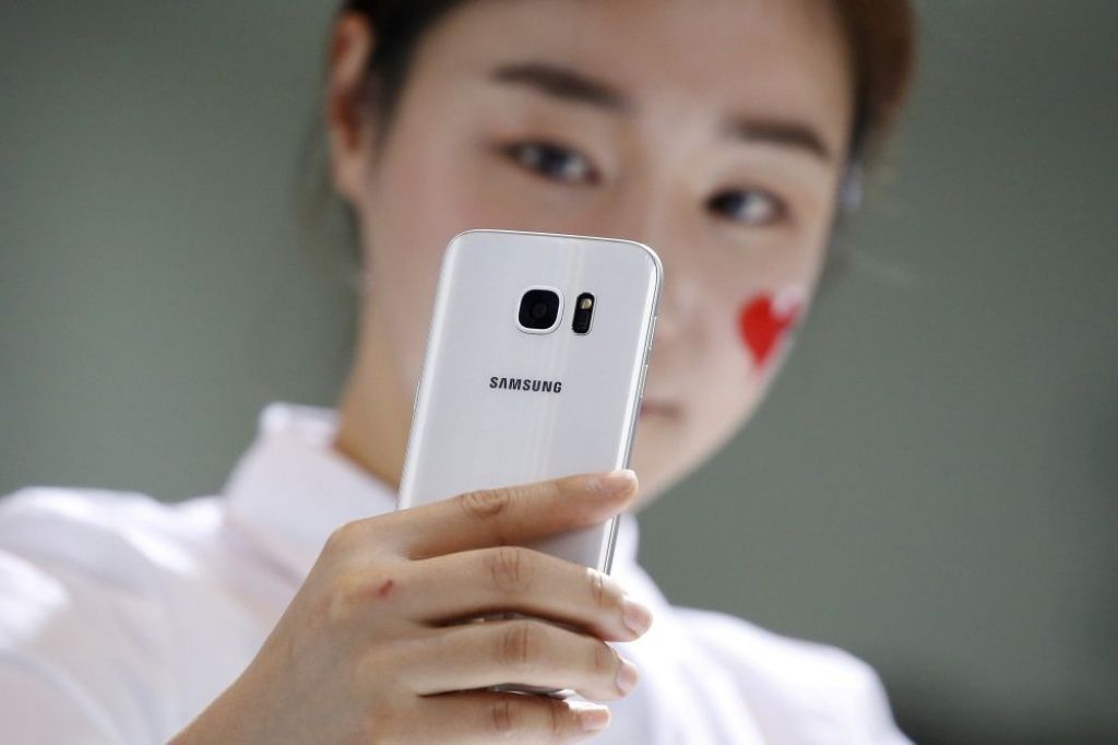 Samsung paziņo par peļņas kritumu  
