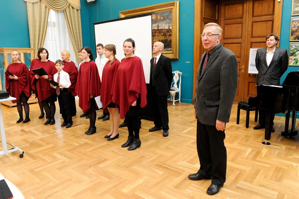 Gaidot pastardienu, piemin mācītāju Moricu Konrādiju (FOTO)