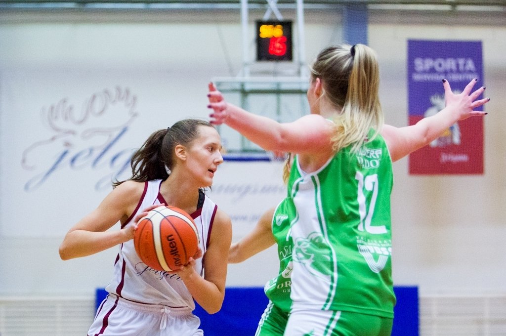 Janeta Rozentāle nozog uzvaru Ogres basketbolistēm