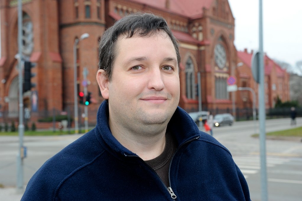 Latvijas pilsonības iegūšana prasa stingru apņemšanos