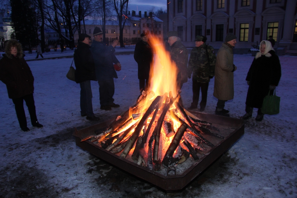 Pieminēs barikāžu laiku