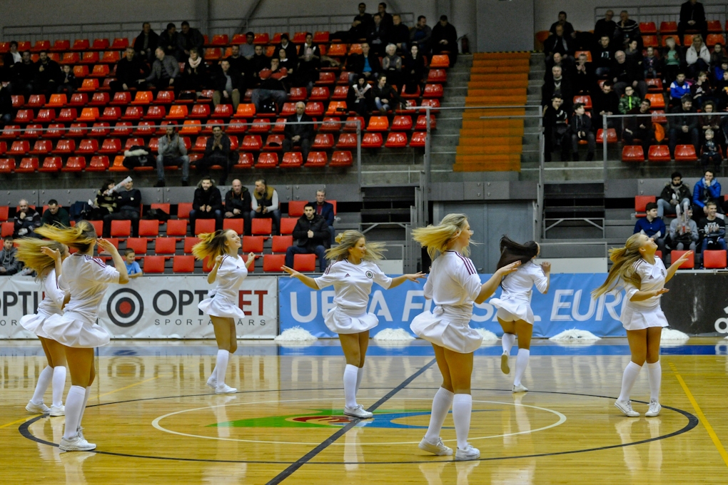 Latvijas telpu futbola izlase Eiropas čempionāta kvalifikācijas turnīru sāk ar uzvaru pār igauņiem (FOTO)