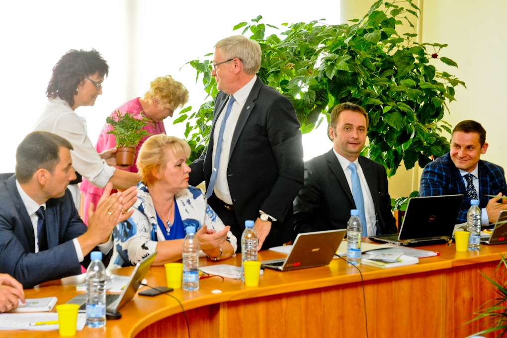 Par Ozolnieku novada domes priekšsēdētāju ievēlēts Dainis Liepiņš (FOTO)