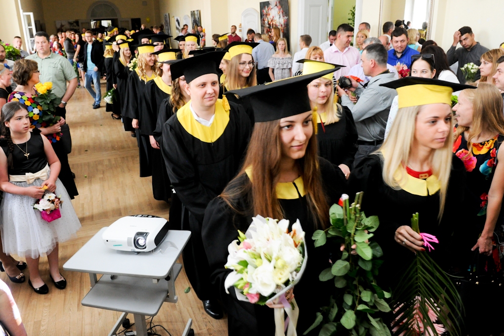 Izlaidumu maratonu LLU sāk Ekonomikas un sabiedrības attīstības fakultātes absolventi (FOTO)