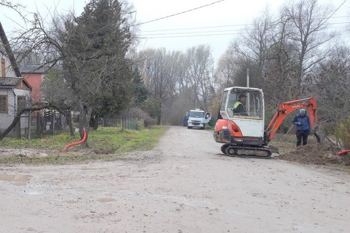 Romas ielā un Laimas ielā uzsākta ielu apgaismojuma rekonstrukcija