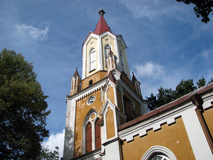 Svinēs Jāņa baznīcas 170 gadu jubileju