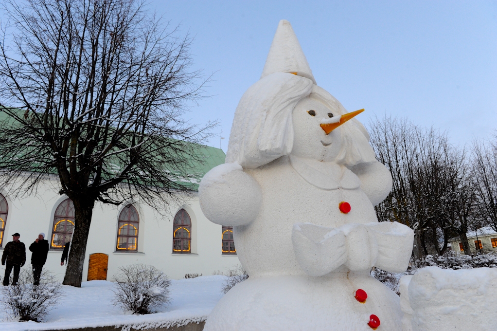 2018. gadu aicina sagaidīt pie sniegavīriem