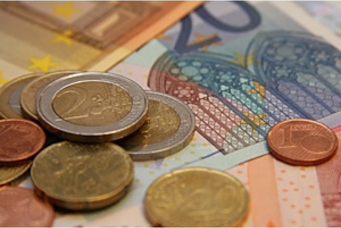 Ar jaunā gada sākumu minimālā alga Latvijā pieaugusi līdz 430 eiro