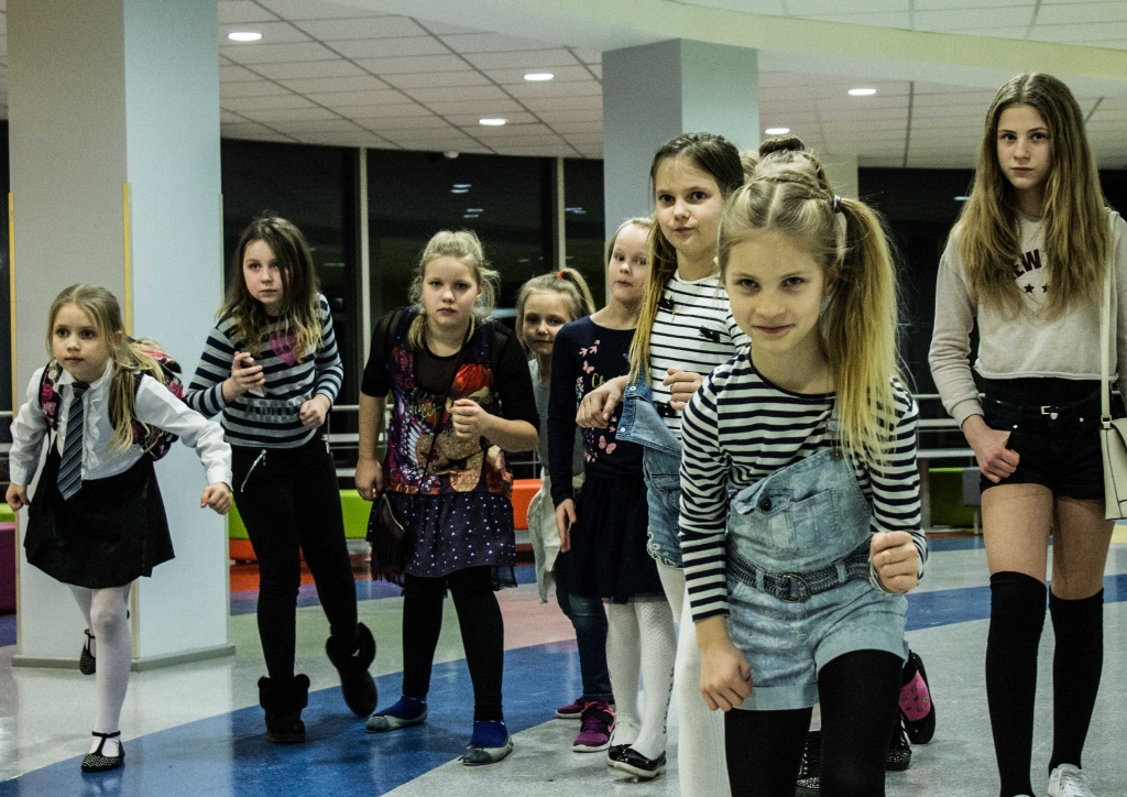 Jelgavas Jaunā teātra bērni izmeklēs dīvainus notikumus skolā