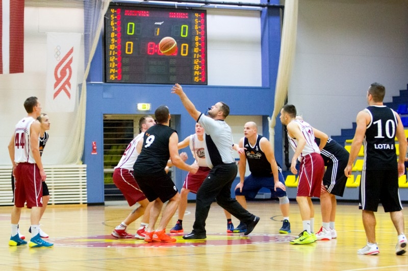 Par Jelgavas basketbola čempionu titulu cīnīsies 11 komandas