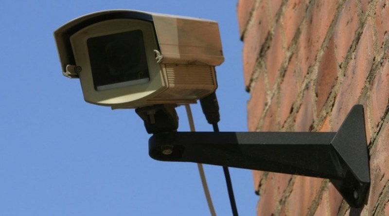 Ozolniekos sāk uzstādīt videonovērošanas kameras