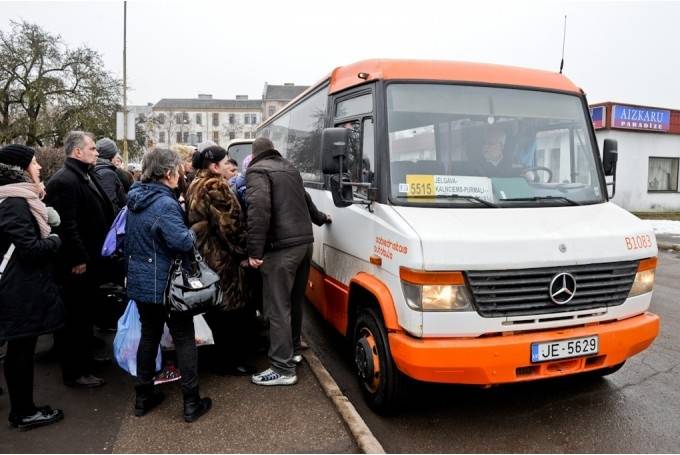 Pirmdien būs izmaiņas reģionālo autobusu maršrutos