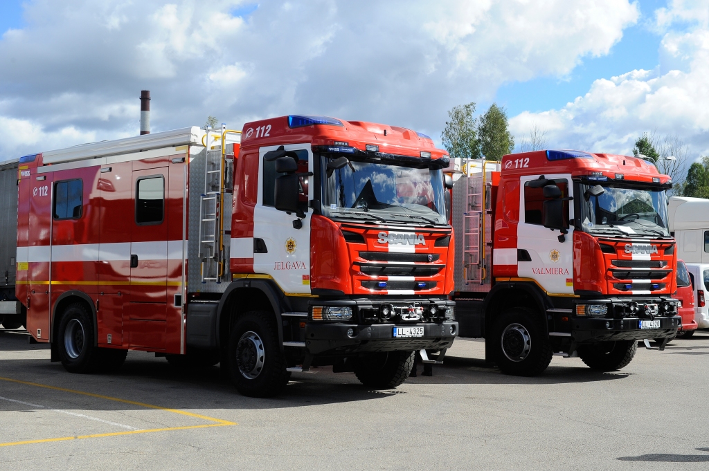 VUGD glābšanas darbos Zemgalē izmantos jaunu ķīmijas automobili (FOTO)