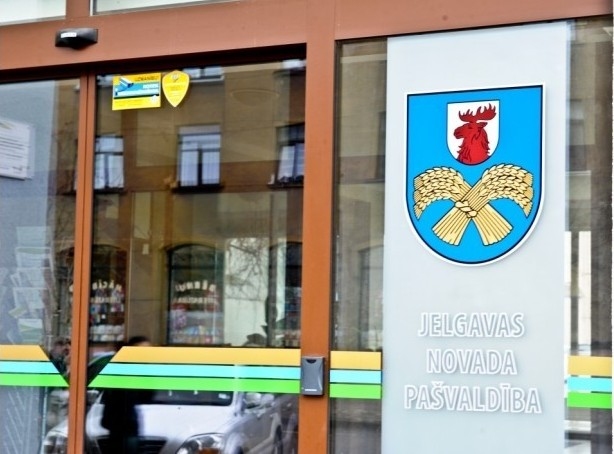 Jelgavas novada pašvaldība no iedzīvotāja saņem dāvinājumā dzīvokli