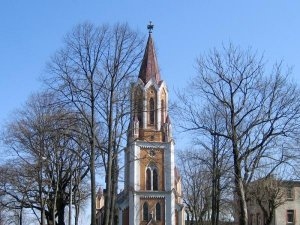 Tikai 18 procenti iedzīvotāju nopietni apsver iespēju Ziemassvētku vakarā apmeklēt baznīcu
