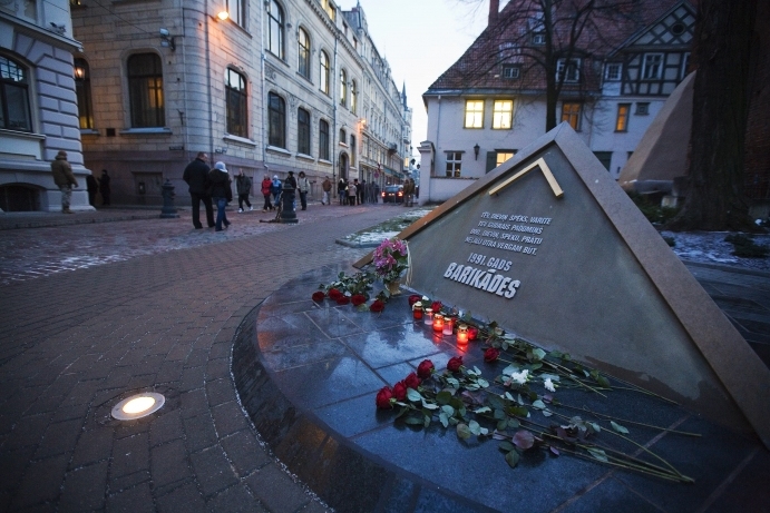 Rīgā un citviet Latvijā norisināsies 1991.gada barikāžu atceres pasākumi