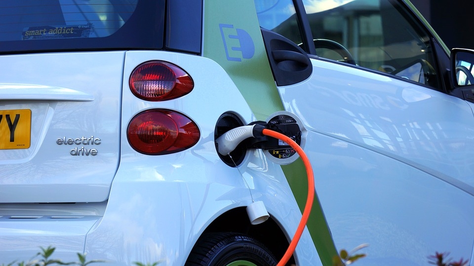 Zemgales reģiona Enerģētikas rīcības plāns paredz līdz 2025.gadam trīskāršot elektromobiļu skaitu