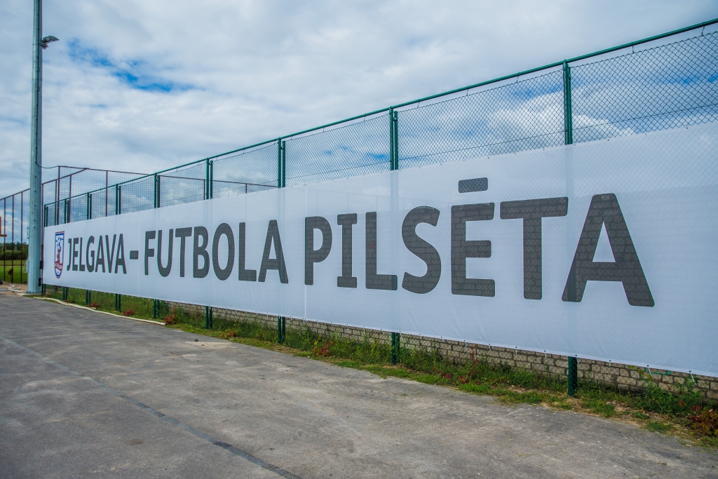 Jelgavas pašvaldība izsludinās konkursu par zemes nomu futbola laukuma izveidei