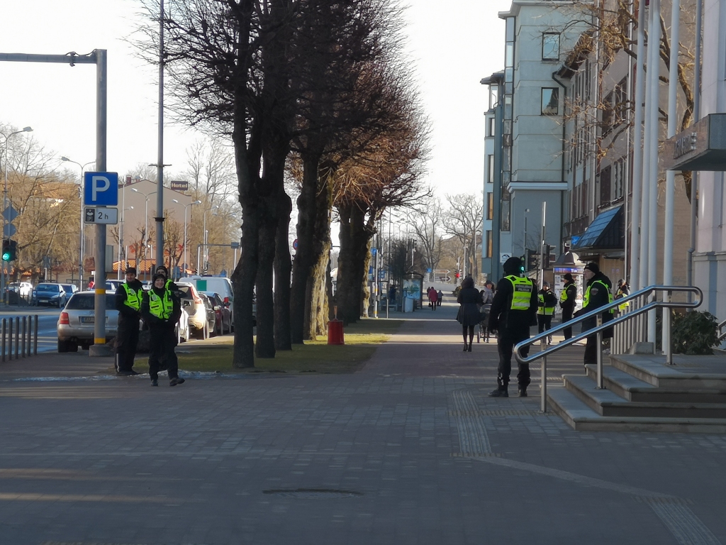 Jelgavas domes sēdē nolemj sadalīt 2. pamatskolu
