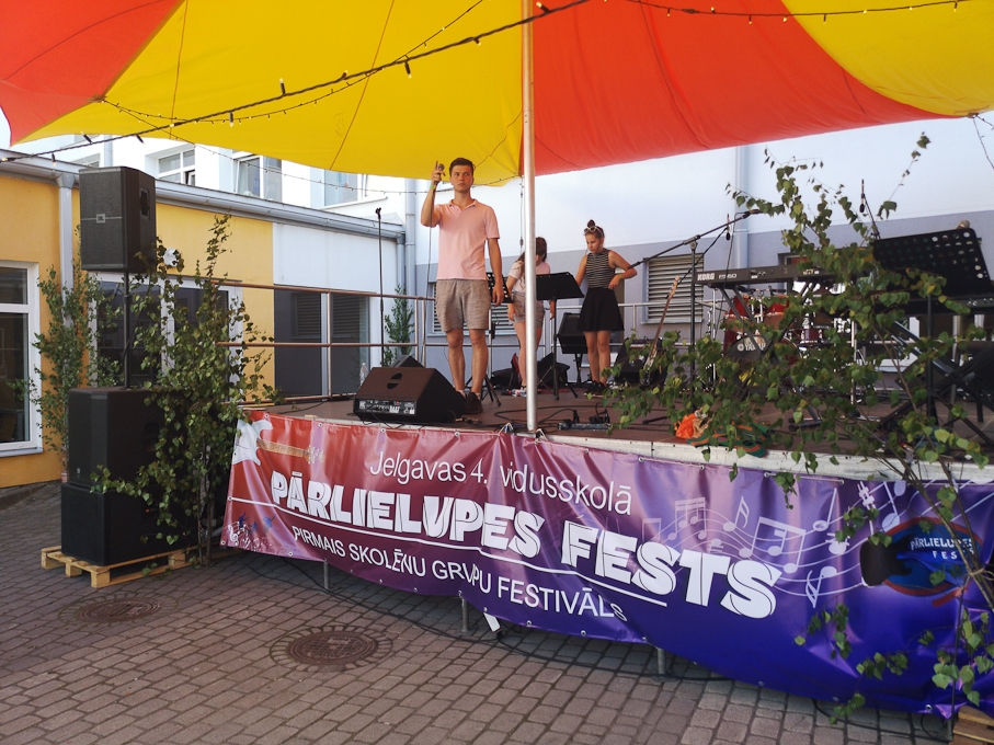 Jaunieši Jelgavā realizē festivālu "Pārlielupes fests" (FOTO)