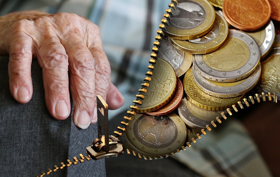 Rosina noteikt atsevišķas grupas, kurām kompensēt pensiju piegādes izmaksas