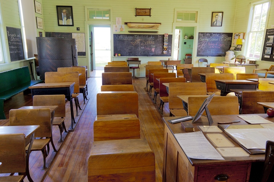 Uzņēmēja: IZM ideja par minimālā skolēnu skaita noteikšanu mūs ved atpakaļ uz sociālismu