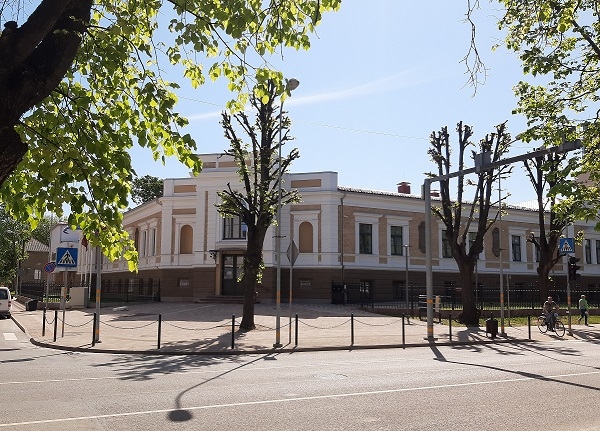 15.jūnijā Jelgavā, Zemgales prospektā 7 durvis vērs bibliotēka “Zinītis” (FOTO)