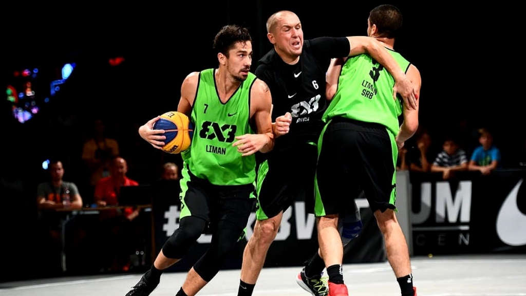 "Riga" 3x3 basketbola komanda ar Krūmiņu trillerī uzvar Pasaules tūres finālposmā