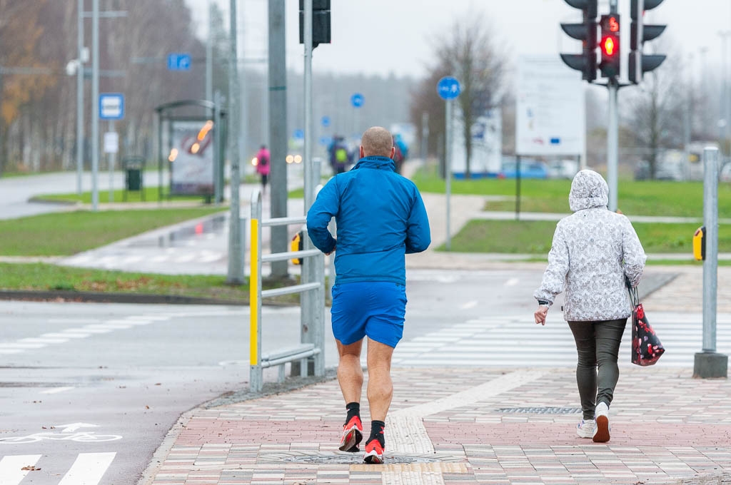 Līdz 25.janvārim sporta treniņi drīkstēs notikt tikai ārpus telpām