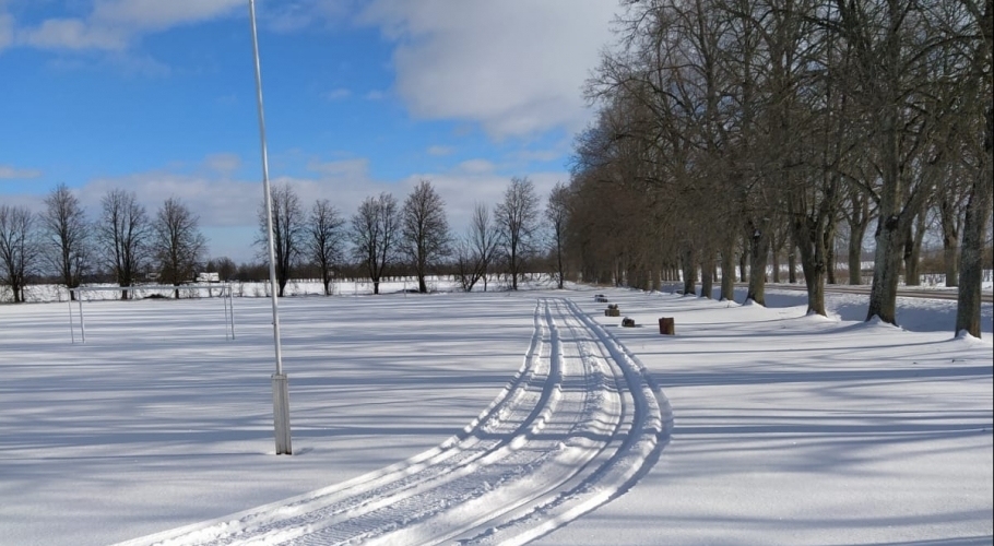 Jelgavas novadā vairākos stadionos izveidoti slēpošanas apļi