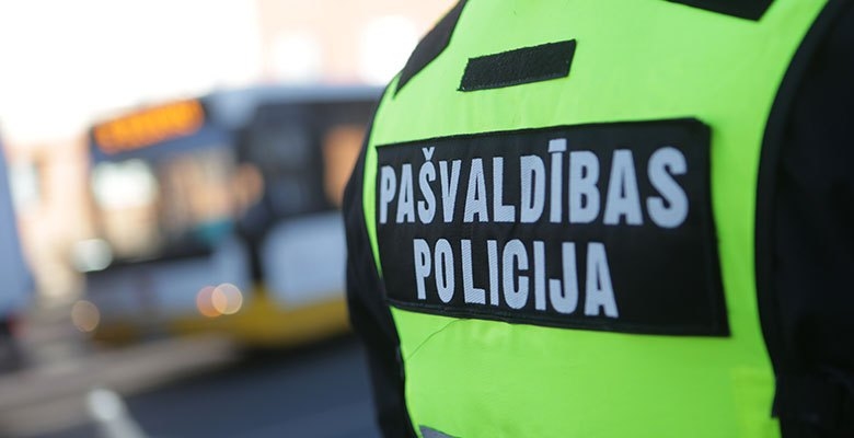 Jelgavas iedzīvotāji policijai ziņo par personām, kas neievēro karantīnu vai pašizolāciju