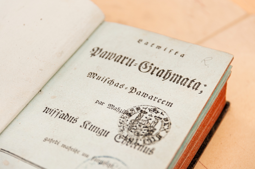 Pavārgrāmatu izstāde pacietīgi gaida apmeklētājus (FOTO)