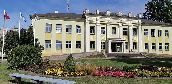 Dobelē par 140 937 eiro pārbūvēs Puķu ielu