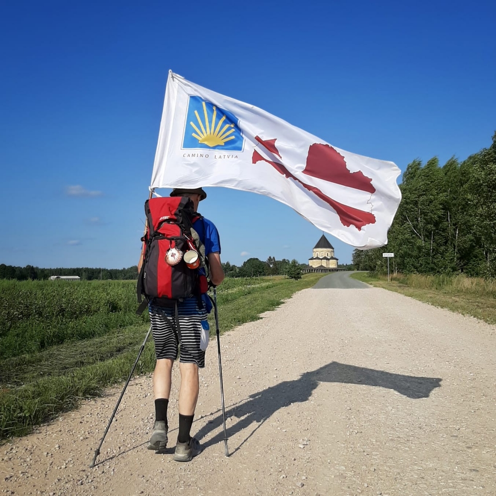 Santjago (Sv.Jēkaba) ceļa atzīme tagad arī Skaistkalnē (FOTO)