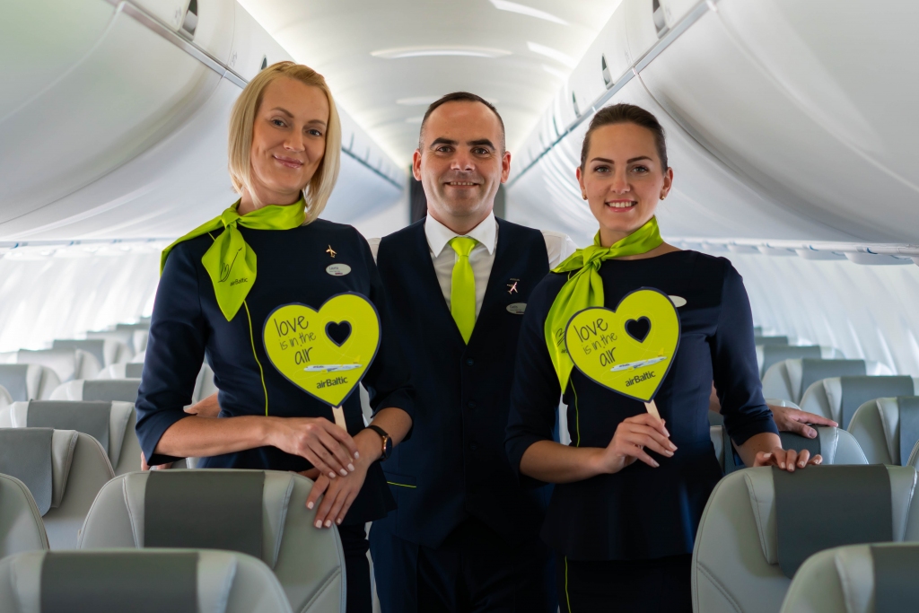 Sākas "airBaltic" organizētās stjuartu atvērtās dienas