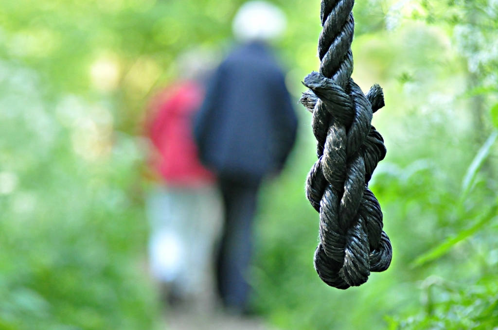 Psihiatru asociācija: Uz katru pašnāvības gadījumu Latvijā ir aptuveni 20 mēģinājumu