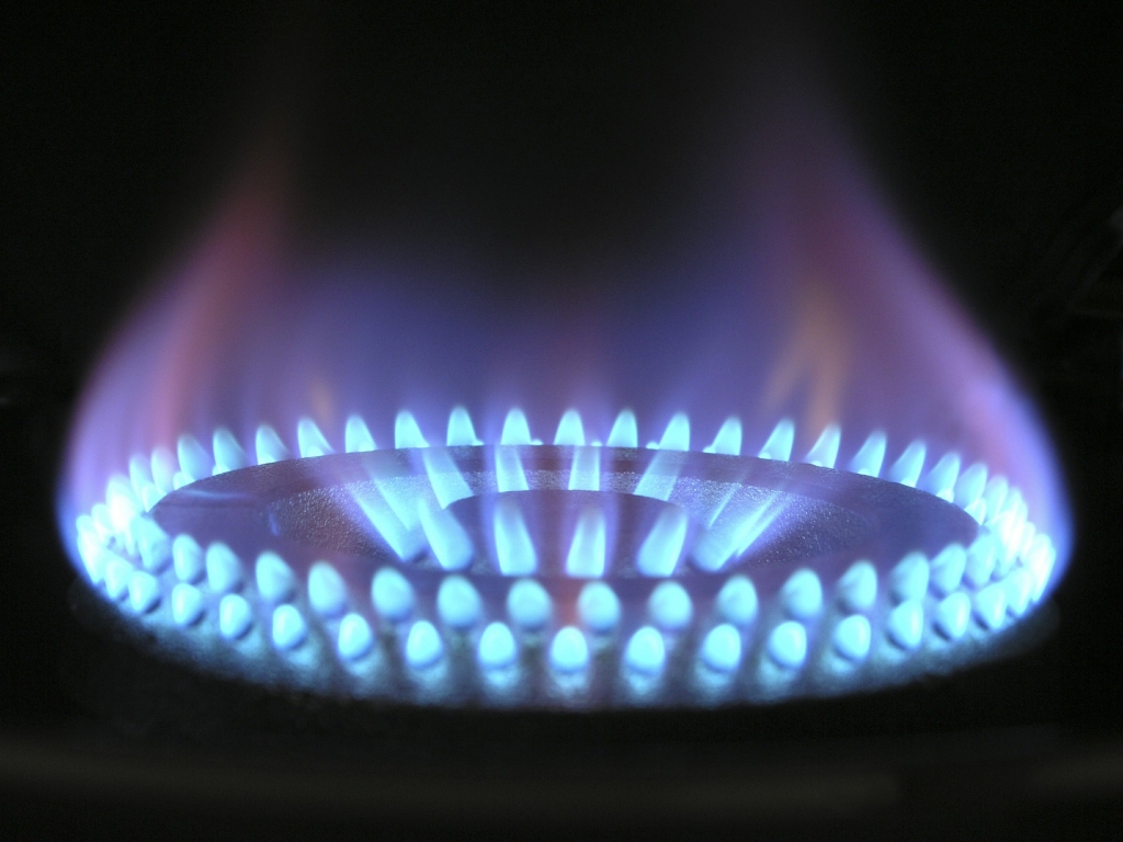 "Latvijas gāzes" dabasgāzes tarifi mājsaimniecībām no janvāra pieaugs robežās no 54,2% līdz 93%